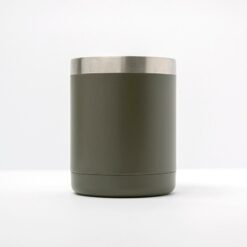 Alternative view of Moss E-210